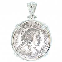 #7199 Italian Shipwreck Luigino Pendant