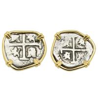 Spanish Kings Philip IV and V, half reales dated 1627 and 1704, in 14k gold earrings
