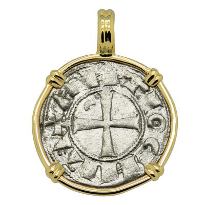 1163-1188 Crusader coin in gold pendant