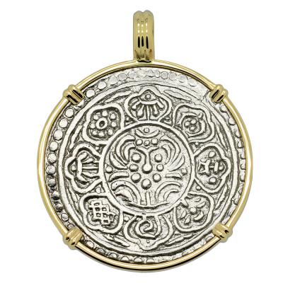 Lotus flower and 8 Buddhist Lucky Symbols