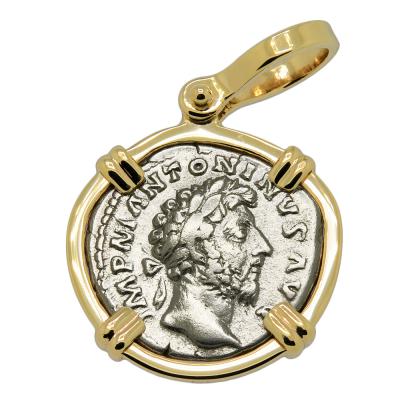 Marcus Aurelius denarius in gold pendant