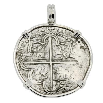 1566-1590 Spanish real in white gold pendant