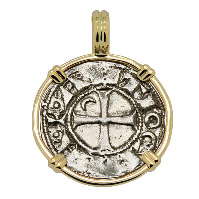 1163-1188 Crusader coin in gold pendant