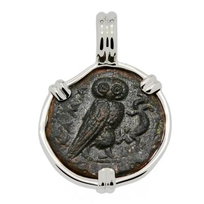 420-410 BC Owl tetras in white gold pendant