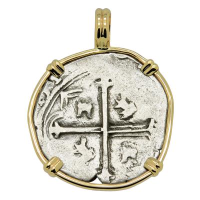 1621-1665 Spanish coin in gold pendant