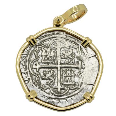 1571-1598 Spanish coin in gold pendant