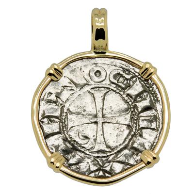 1163-1188 Crusader coin in gold pendant