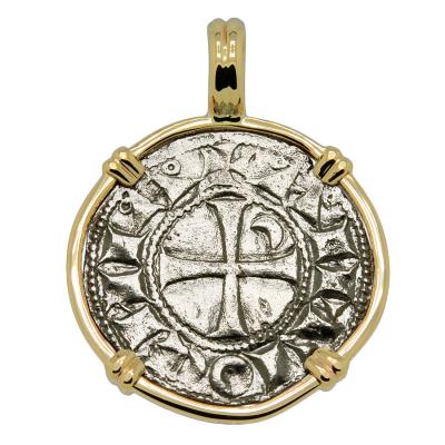 1163-1188 Crusader coin in gold pendant
