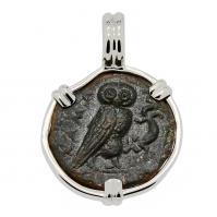 Greek Sicily 420-410 BC, Owl and Gorgon tetras in 14k white gold pendant.