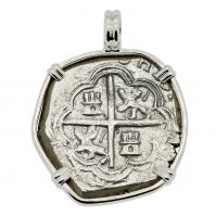 Spanish King Philip II two reales 1590-1598 in 14k white gold pendant.