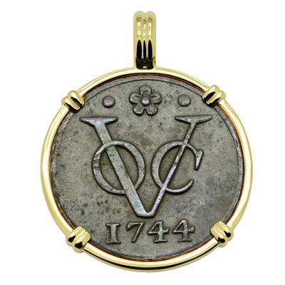 1744 Dutch VOC coin in gold pendant