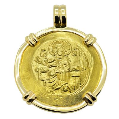 Byzantine Jesus Christ hyperpyron coin in gold pendant