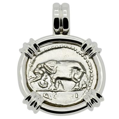 81 BC Elephant denarius coin in white gold pendant. 