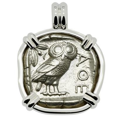 454-404 BC Owl tetradrachm coin in white gold pendant