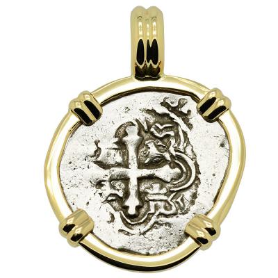 1623-1665 Spanish 1/2 Real in gold pendant