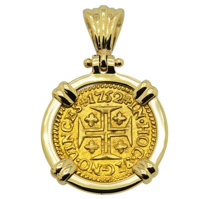 1752 Portuguese 400 Reis coin in gold pendant