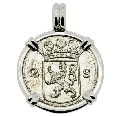 1724 Akerendam Shipwreck 2 stuivers in white gold pendant