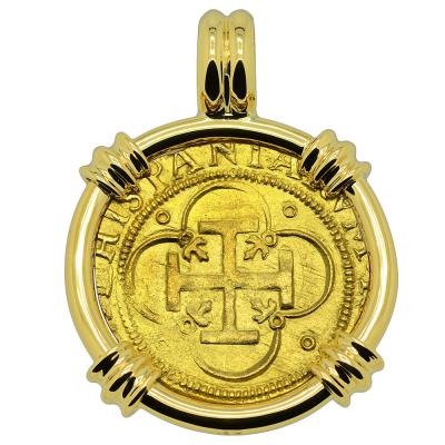 1516-1556 Johanna and Charles escudo in 18k gold pendant