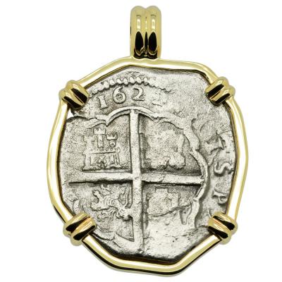 1622 Sao Jose Shipwreck Coin in gold pendant