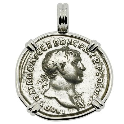 AD 103-111 Trajan denarius in white gold pendant