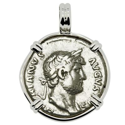 AD 125-128 Hadrian denarius in white gold pendant