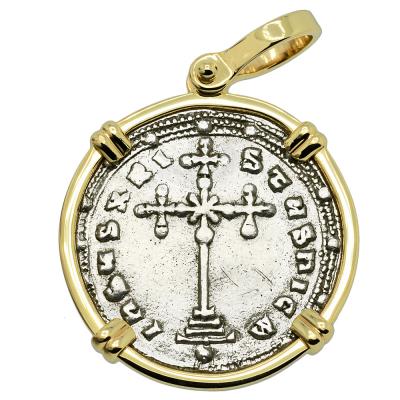 945-959 Constantine VII Miliaresion in gold pendant