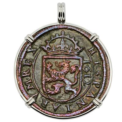 8 maravedis dated 1612 in white gold pendant