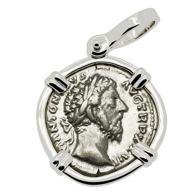 AD 171-172 Marcus Aurelius coin in white gold pendant
