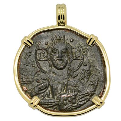 1028-1034 Jesus Christ coin in gold pendant