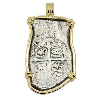 1725 Akerendam Shipwreck 8 reales in gold Pendant