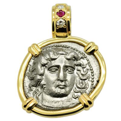 Larissa coin in gold pendant with diamonds and ruby