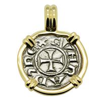 Italian 1139-1252, Crusader Cross denaro in 14k gold pendant.