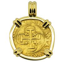 Spanish 1516-1556, Johanna and Charles I one escudo in 18k gold pendant.
