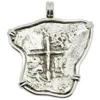 Spanish 8 reales 1634-1641, in 14k white gold pendant, 1641 Shipwreck Silver Shoals Dominican Republic. 
