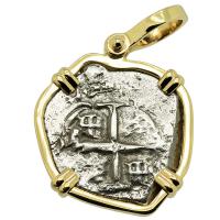 Colonial Spanish Peru, King Philip V one real dated 1740, in 14k gold pendant.