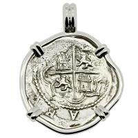 Colonial Spanish Peru 1 real 1577-1588, in 14k white gold pendant.