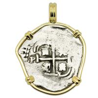 Colonial Spanish Peru, King Philip IV one real dated 1656, in 14k gold pendant.